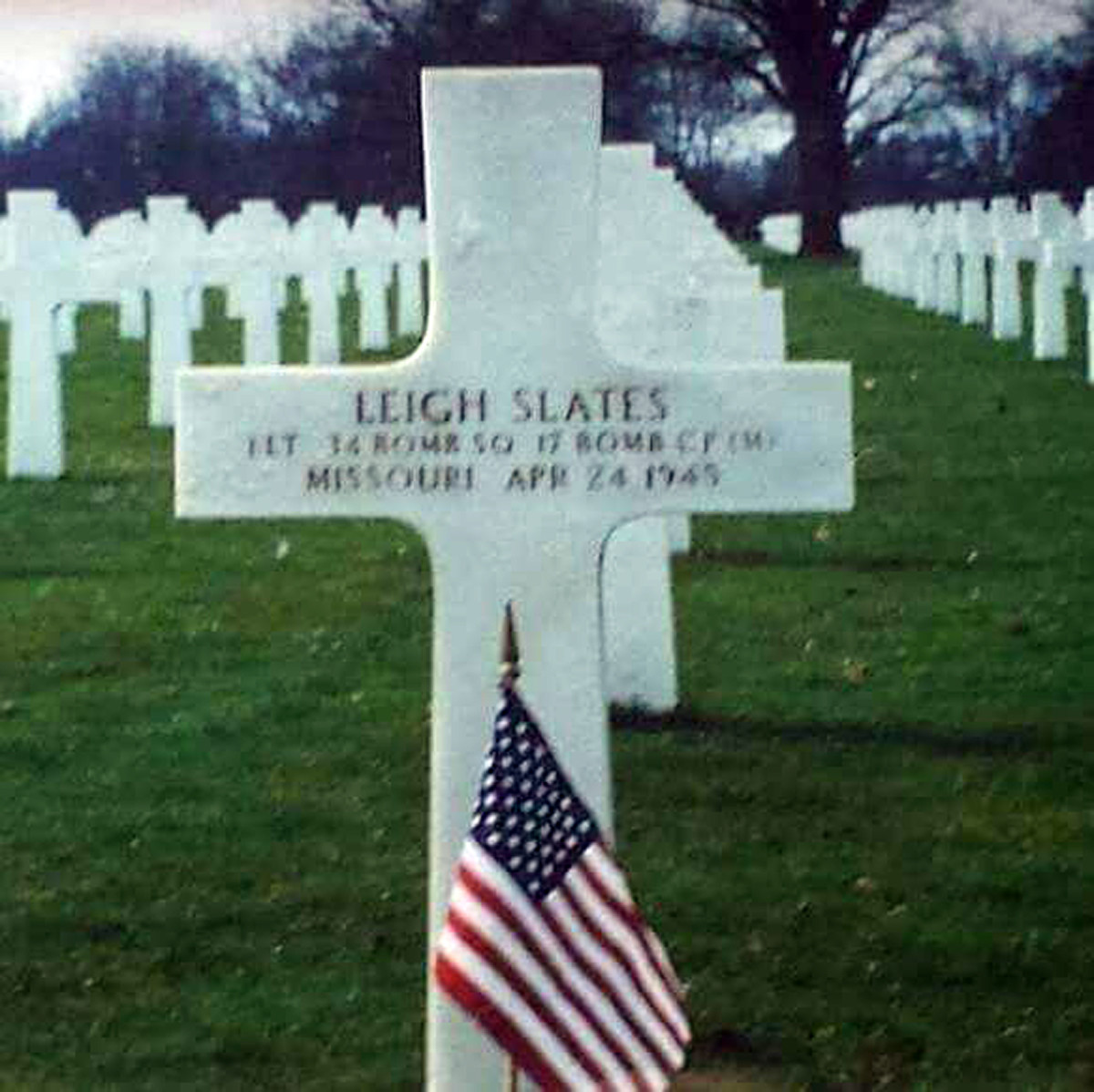 Leigh Slates grave