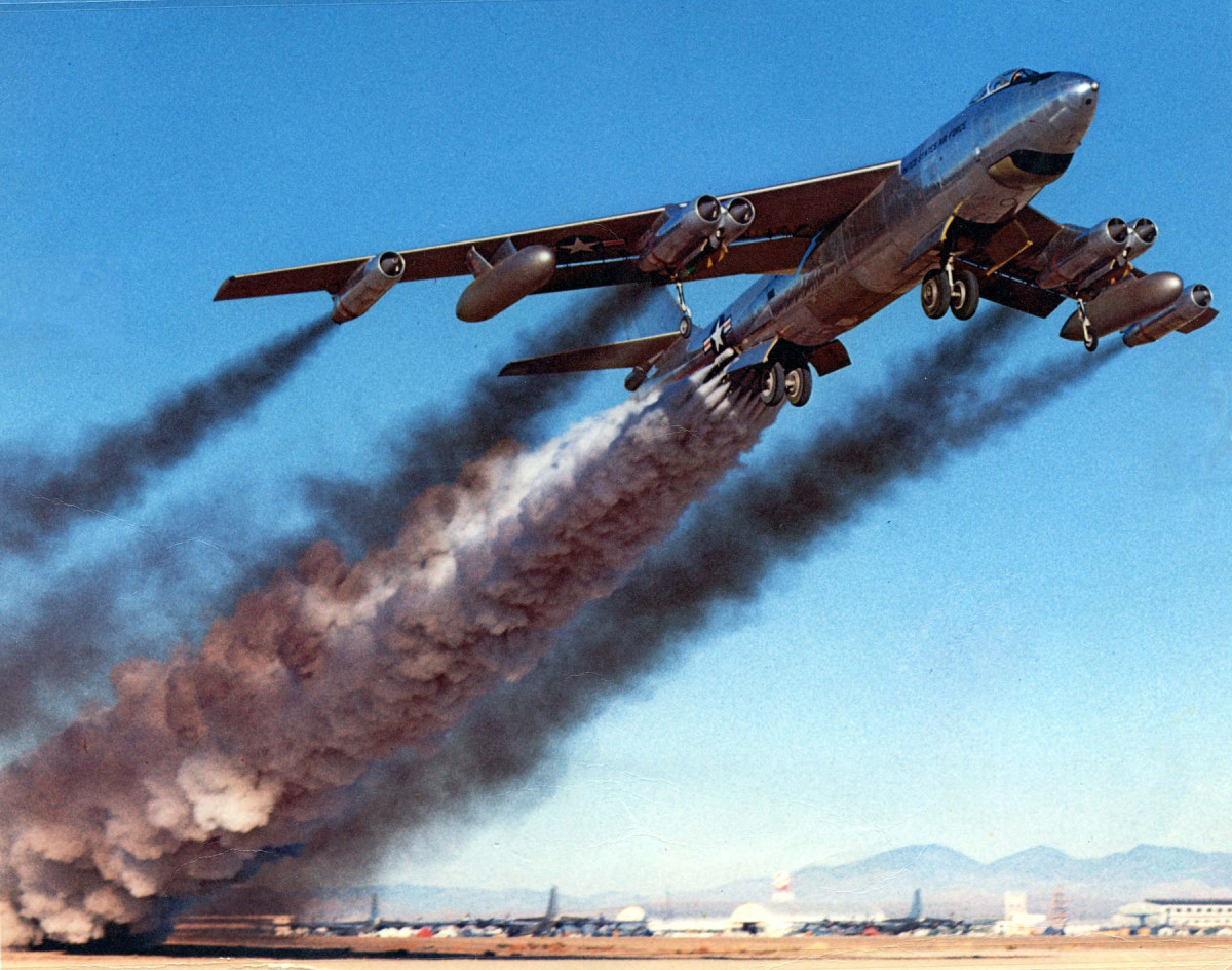 Boeing_B-47B_rocket-assisted_take_off_on_April_15,After War